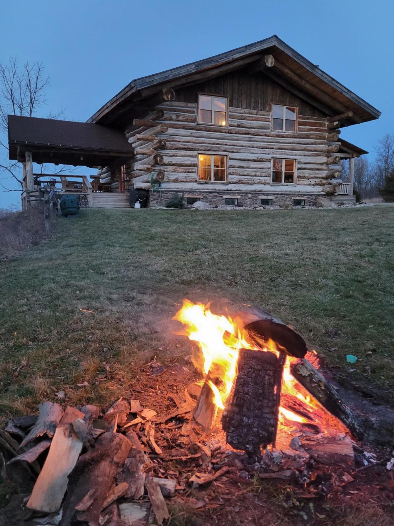 Firefly Creek Lodge Livonia Eksteriør billede