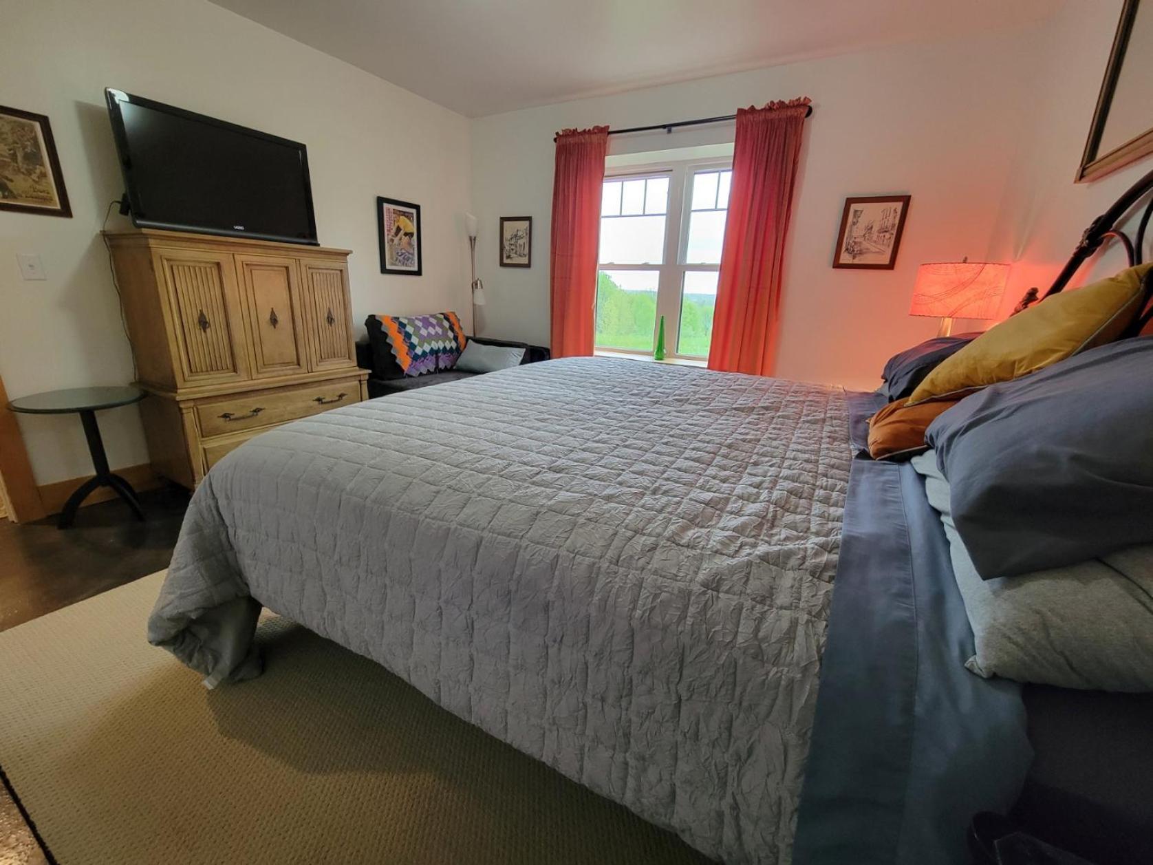 Firefly Creek Lodge Livonia Eksteriør billede